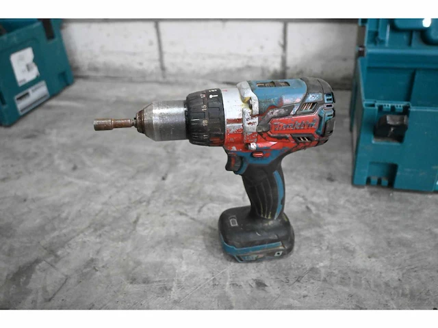 Makita dhp461 18v schroefboormachine - afbeelding 1 van  3