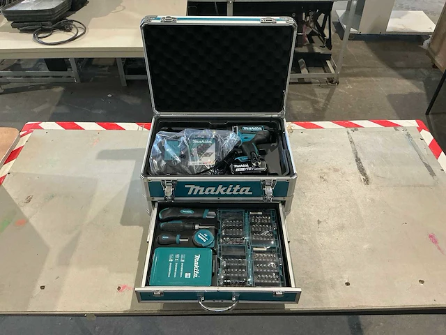 Makita dhp482 accu klopboor-/schroefmachineset - afbeelding 1 van  5