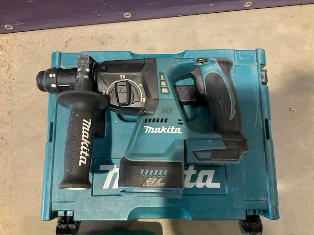 Makita dhr243 boormachine met stofafzuiging - afbeelding 2 van  5