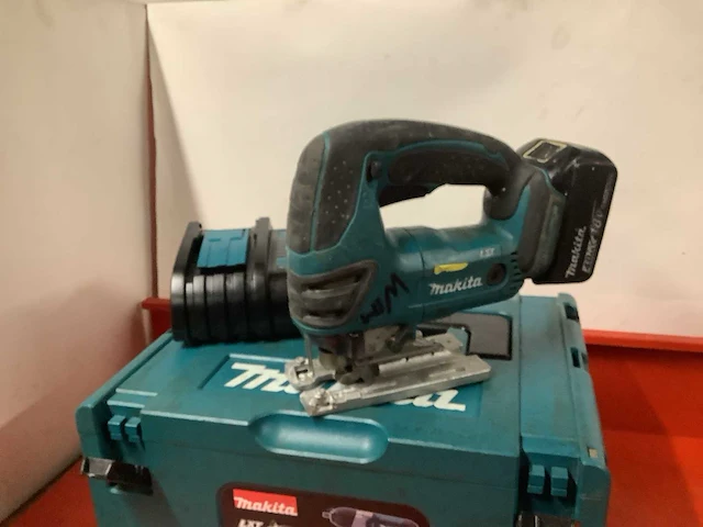 Makita djv180 decoupeerzaag - afbeelding 1 van  3