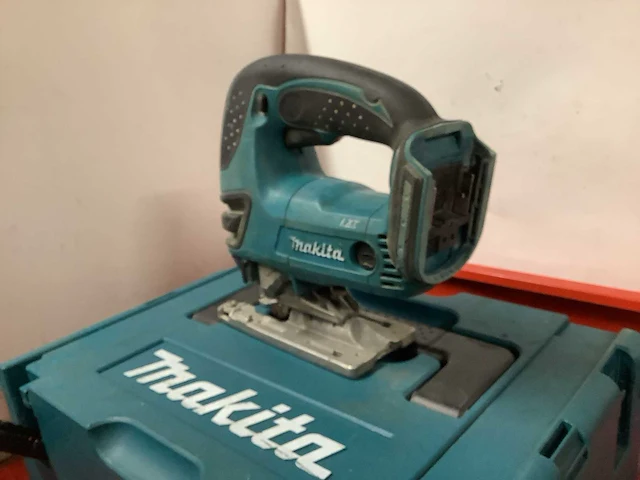 Makita djv180 decoupeerzaag - afbeelding 1 van  4