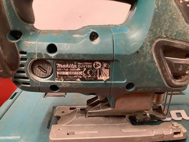 Makita djv180 decoupeerzaag - afbeelding 4 van  4