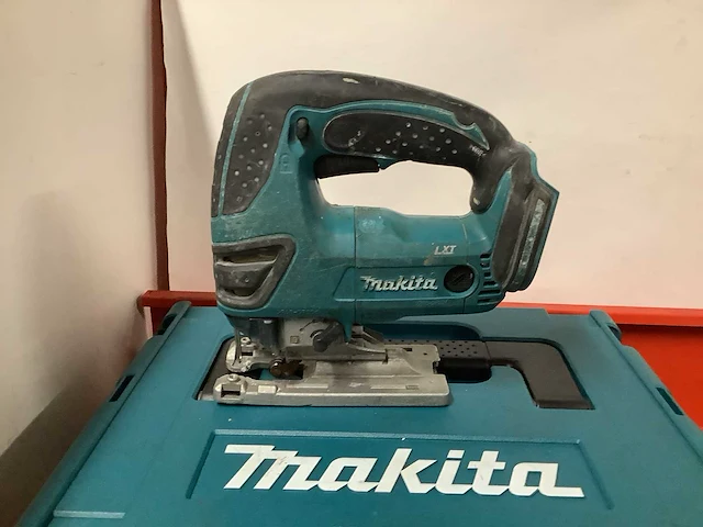 Makita djv180 decoupeerzaag - afbeelding 2 van  4