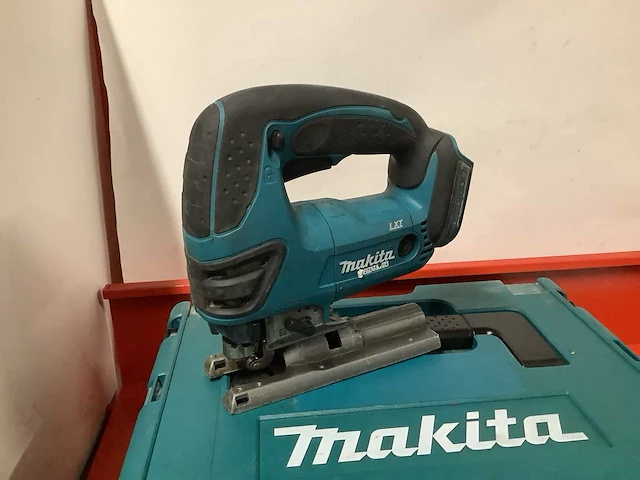 Makita djv180 decoupeerzaag - afbeelding 2 van  4