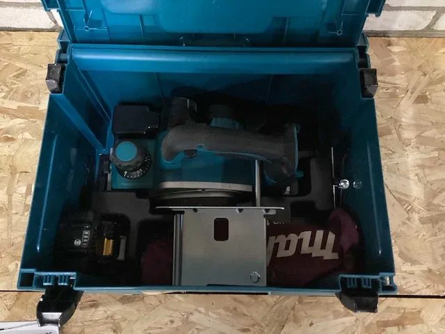 Makita dkp180 handschaafmachine op accu - afbeelding 5 van  7