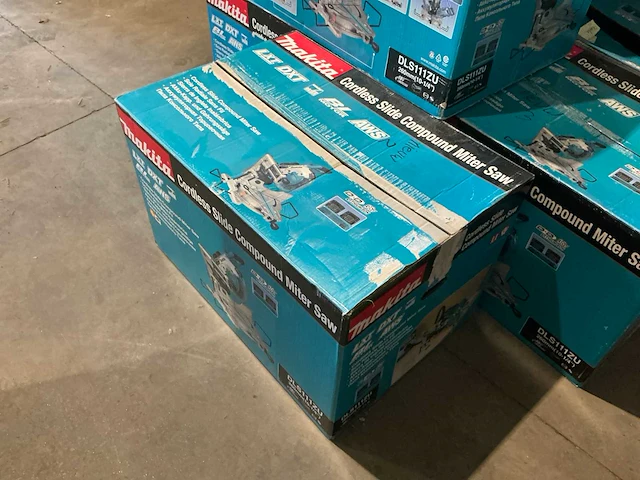 Makita dls111zu 36v (2x 18v) afkortcirkelzaagmachine op accu - afbeelding 4 van  9