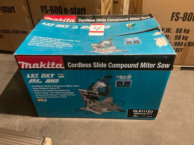 Makita dls111zu 36v (2x 18v) afkortcirkelzaagmachine op accu - afbeelding 7 van  7