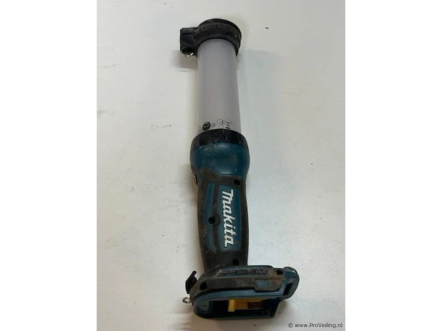 Makita dml807 acculooplamp - afbeelding 1 van  2