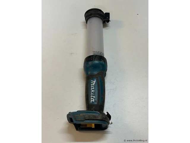 Makita dml807 acculooplamp - afbeelding 2 van  2