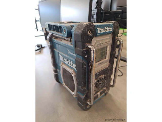 Makita dmr108 bouwradio - afbeelding 2 van  5