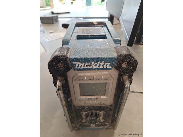 Makita dmr108 bouwradio - afbeelding 3 van  5