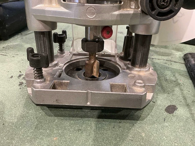 Makita drt50 freesmachine - afbeelding 6 van  6