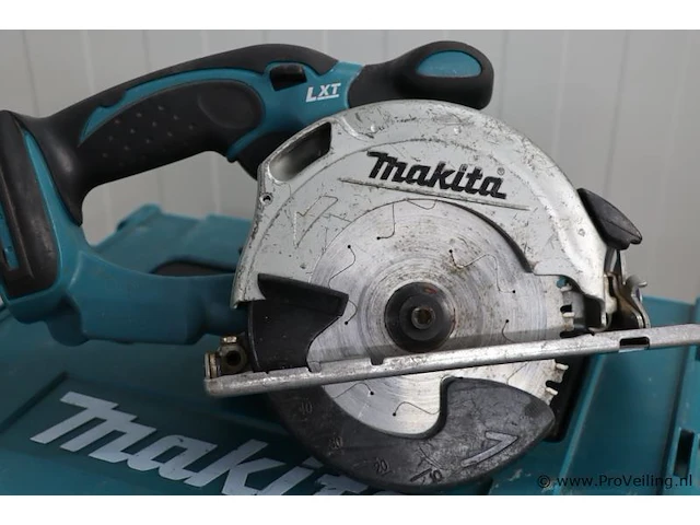 Makita dss501 cirkelzaag incl. koffer - afbeelding 2 van  3