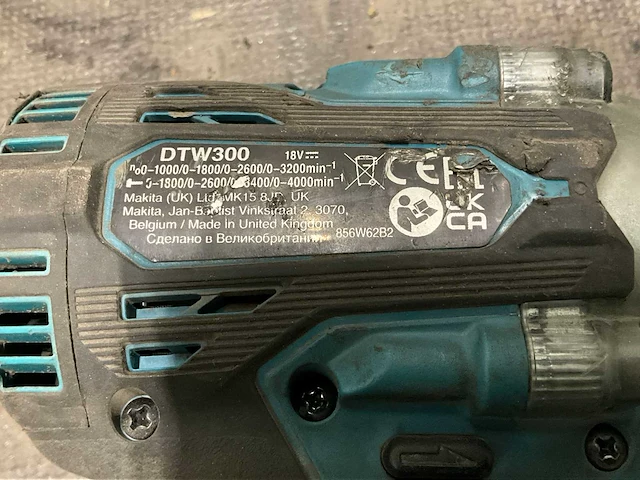 Makita dtw300 slagmoersleutel - afbeelding 4 van  7