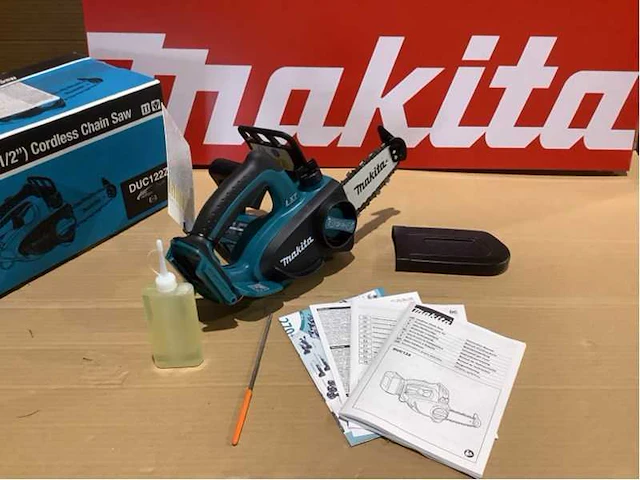 Makita duc122z lxt accu kettingzaag - afbeelding 1 van  9