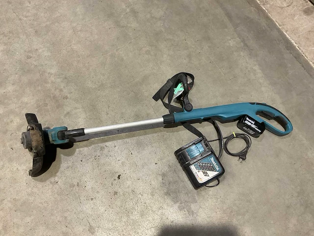 Makita dur181 grastrimmer op accu - afbeelding 1 van  5