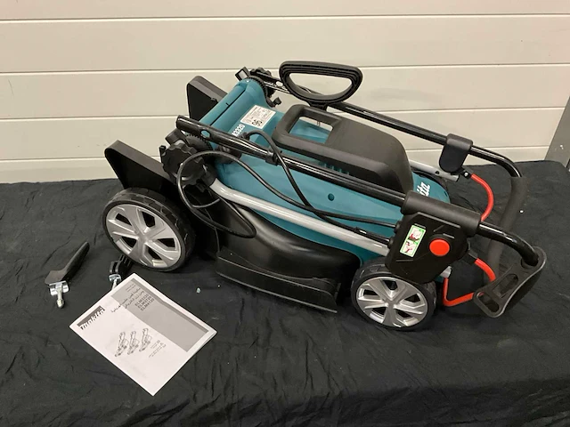 Makita elm3320 grasmaaier - afbeelding 4 van  5
