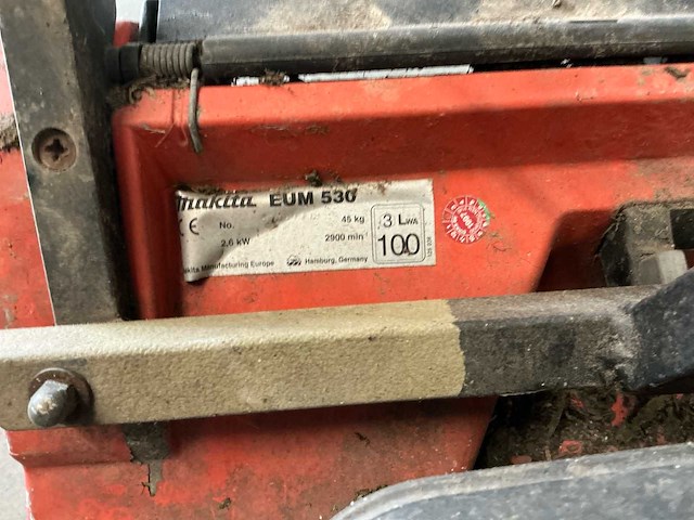 Makita eum 530 grasmaaier - afbeelding 9 van  12
