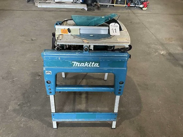 Makita flipper lf1000 afkortcirkelzaagmachine / zaagtafel - afbeelding 4 van  25