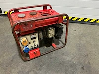 Makita g1300k stroomgenerator - afbeelding 1 van  6