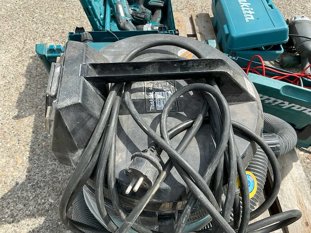 Makita gereedschap (17x) - afbeelding 3 van  18