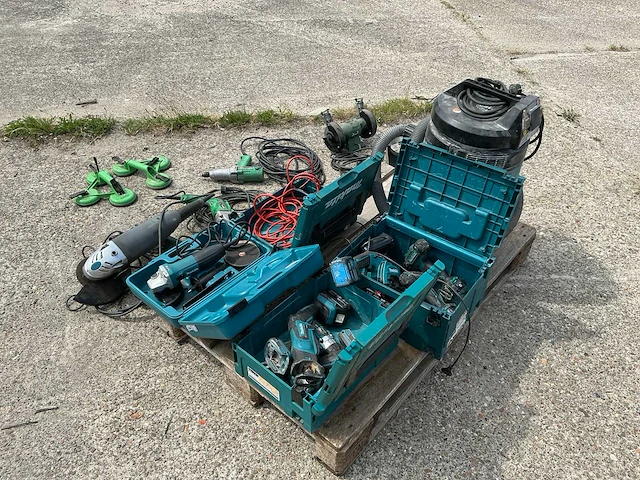 Makita gereedschap (17x) - afbeelding 11 van  18