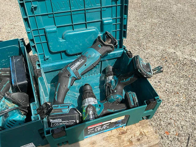 Makita gereedschap (17x) - afbeelding 17 van  18