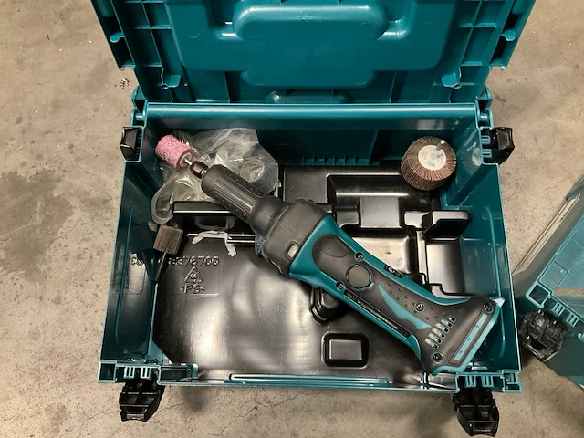 Makita gereedschappen met koffer (5x) - afbeelding 5 van  7