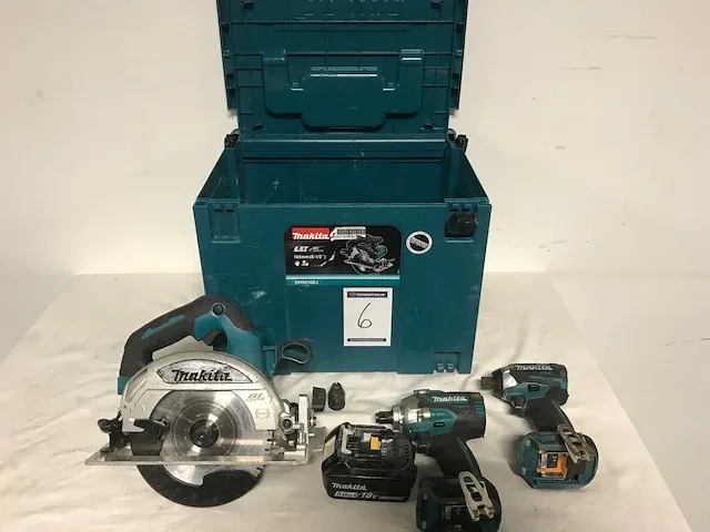 Makita gereedschapset. cirkelzaag, slagmoersleutel en slagschroefmachine - afbeelding 1 van  4
