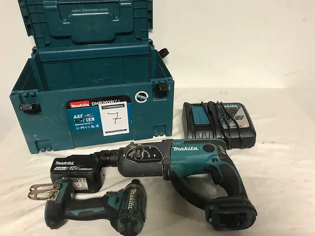 Makita gereedschapset klopboormachine en slagschroevendraaier - afbeelding 1 van  3