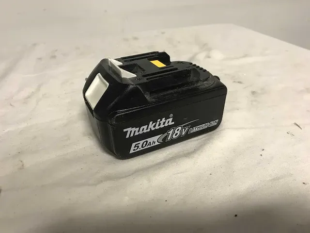 Makita gereedschapset, schroefmachine, slagschroevendraaier, lamp - afbeelding 6 van  6