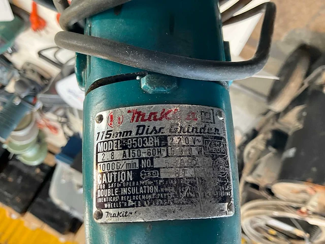 Makita haakse slijpmachine in standaard - afbeelding 4 van  4