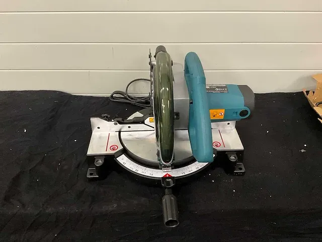 Makita mls100n afkortcirkelzaagmachine - afbeelding 5 van  13