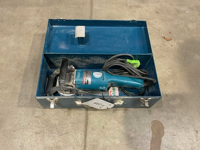 Makita pc1100 saneringsfrees - afbeelding 1 van  5