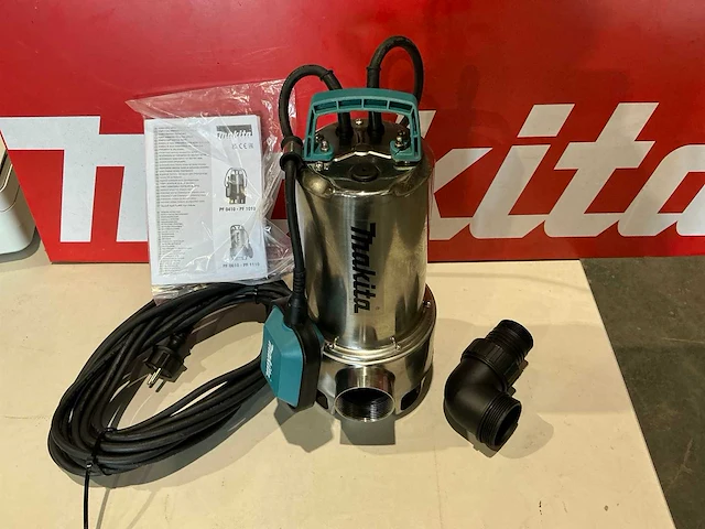 Makita pf1110 waterpomp - afbeelding 1 van  7