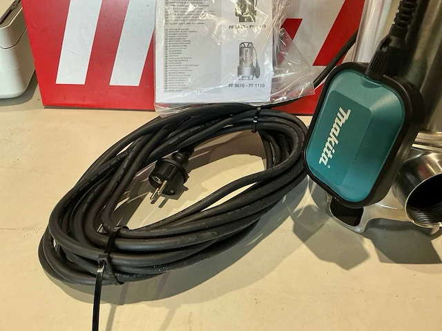 Makita pf1110 waterpomp - afbeelding 3 van  7