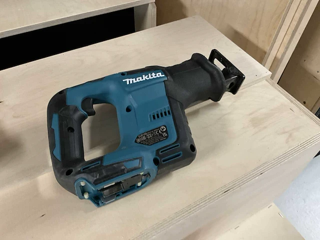 Makita recipro-en decoupeerzaag - afbeelding 2 van  9