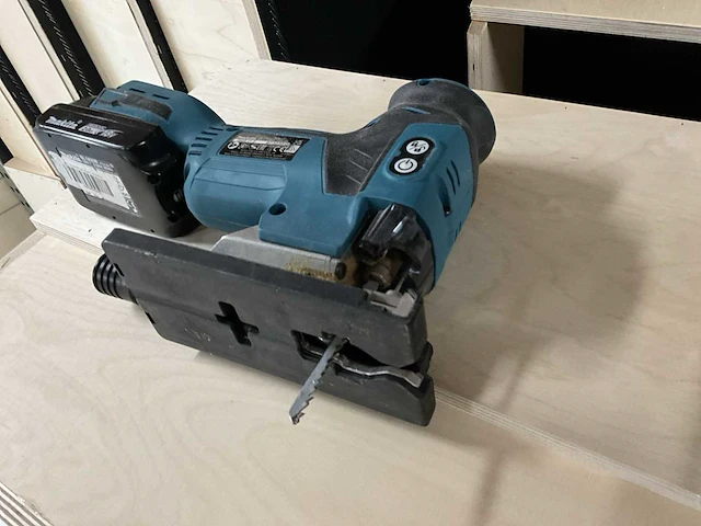 Makita recipro-en decoupeerzaag - afbeelding 8 van  9