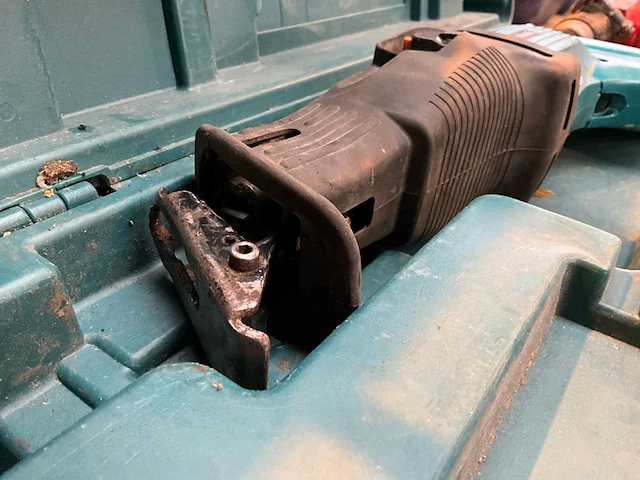 Makita reciprozaag - afbeelding 2 van  3