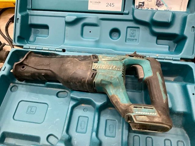 Makita reciprozaag - afbeelding 2 van  3