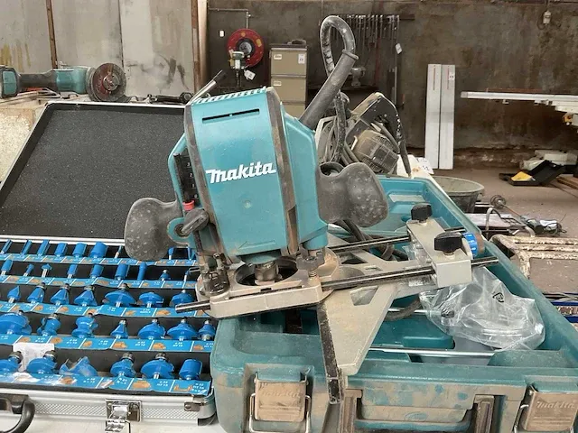 Makita rp0900 bovenfrees - afbeelding 2 van  5