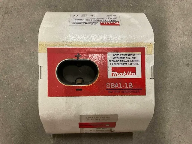 Makita sba1-18 accu ontlaad apparaat - afbeelding 2 van  2