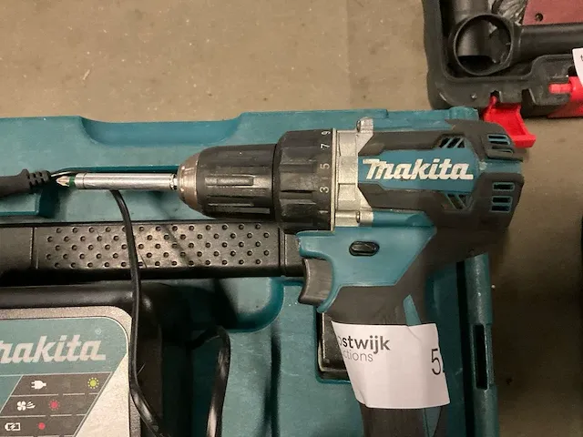 Makita schroefboormachine - afbeelding 2 van  4