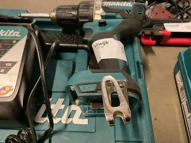 Makita schroefboormachine - afbeelding 3 van  4