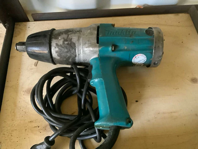 Makita slagmoersleutel (2x) - afbeelding 3 van  5