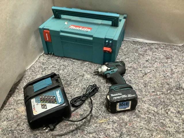 Makita slagmoersleutel - afbeelding 1 van  2