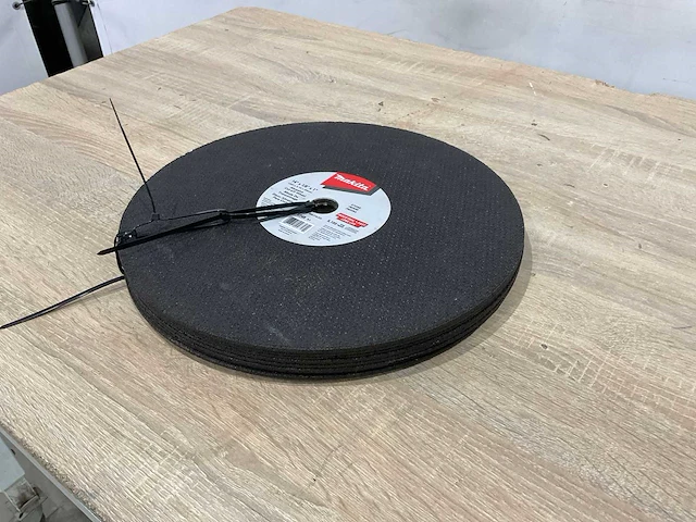 Makita slijpschijven 350 mm (8x) - afbeelding 1 van  5