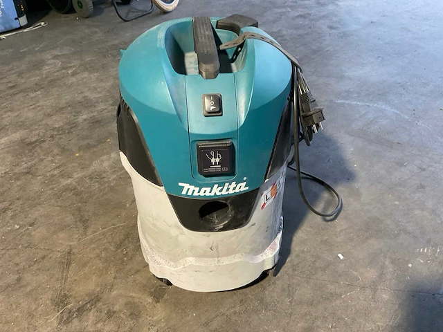 Makita vc251l industriële stofzuiger - afbeelding 1 van  2