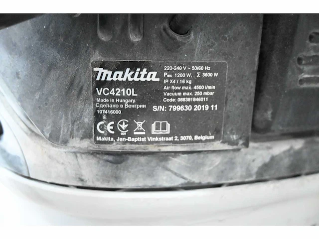 Makita vc4210l industriële stofzuiger - afbeelding 4 van  5
