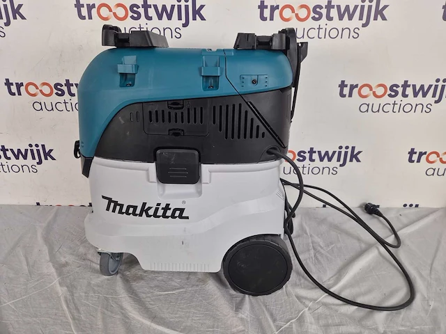 Makita vc4210m stofzuiger m-klasse adapter, stofzuigset, in doos - afbeelding 2 van  3